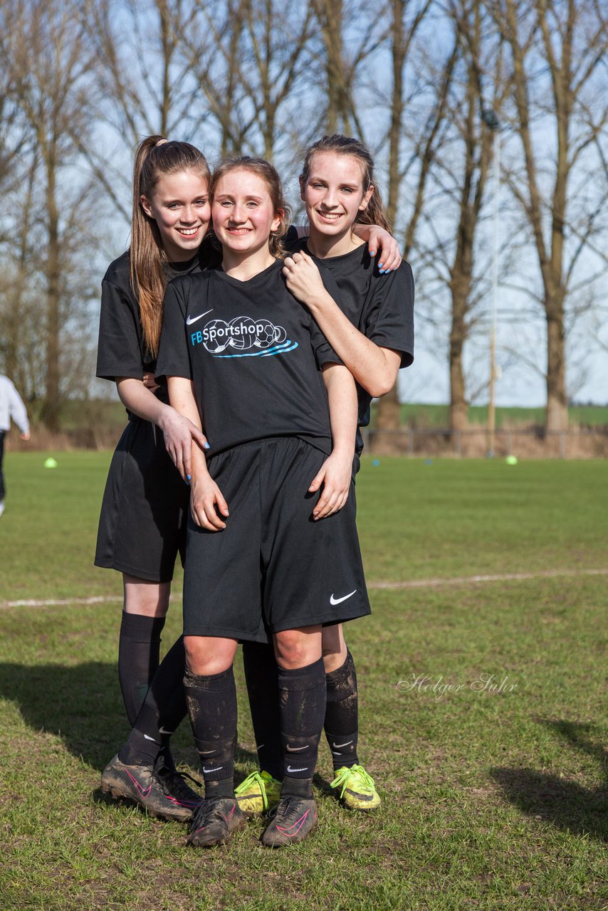 Bild 141 - C-Juniorinnen SV Steinhorst/Labenz - TSV Friedrichsberg-Busdorf : Ergebnis: 5:0